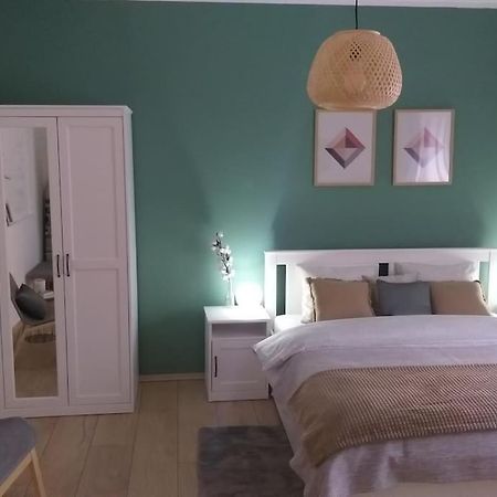 White Brick Apartment Zagreb Extérieur photo
